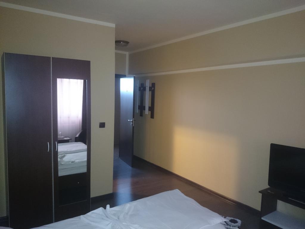 Vila Crinul Craiova Exterior foto